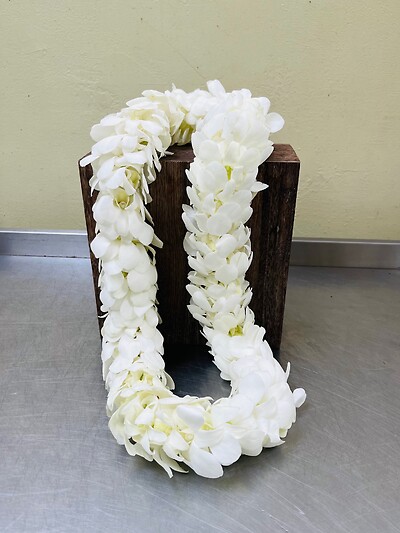 Solid White Orchid Lei
